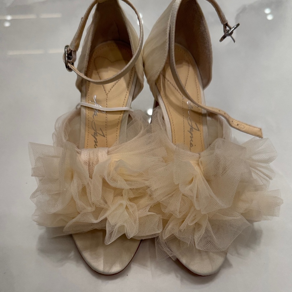 Elegant Cream Women's Heels